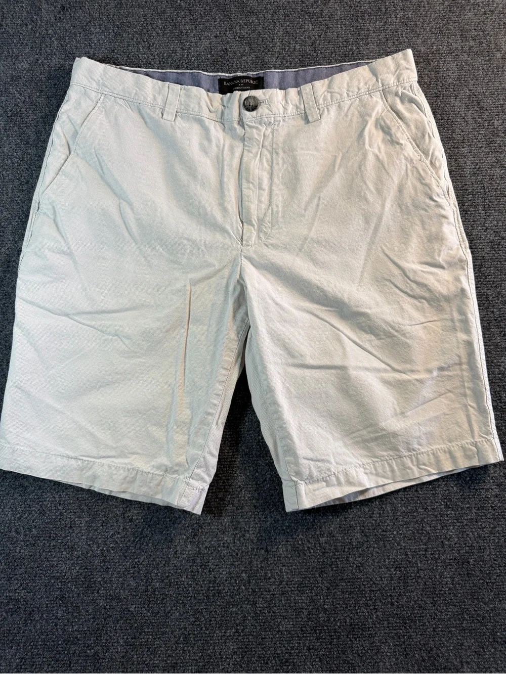 Banana Republic Aiden Short 100% Cotton Light Khaki Chino 9
